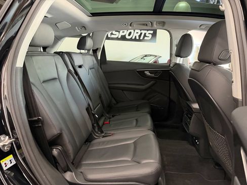 Used 2020 Audi Q7 3.0T Premium Plus AWD/4WD image 38