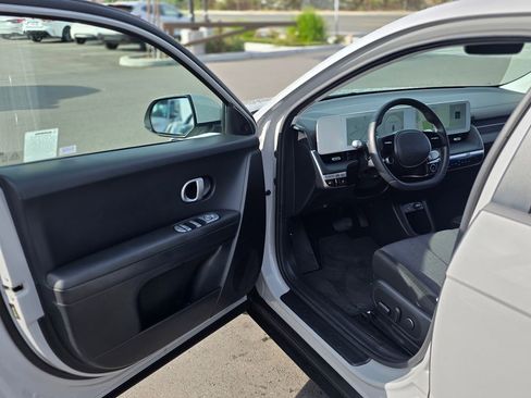 Certified 2024 Hyundai Ioniq 5 SEL image 36