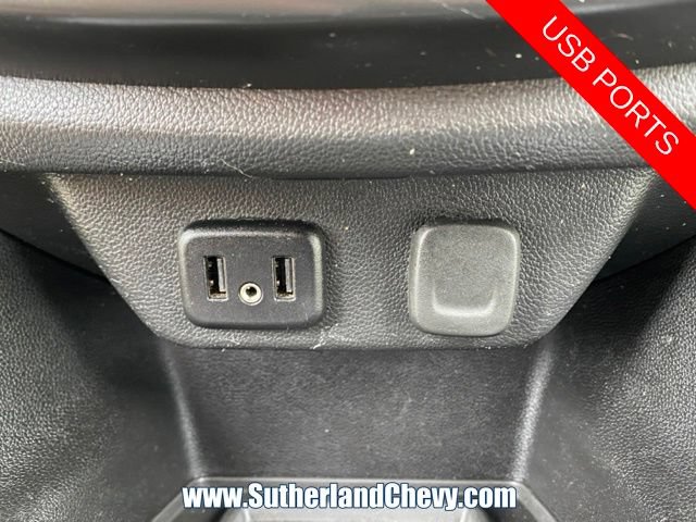 Used 2023 Chevrolet Traverse LT FWD image 31