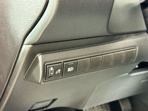New 2026 Toyota Corolla SE FWD image 18