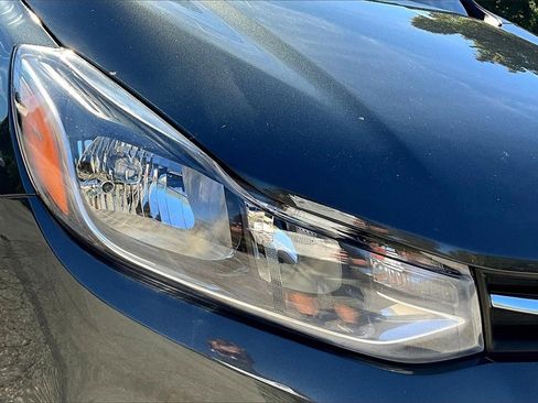 Certified 2020 Chevrolet Trax LS w/ Tint and Cruise Package image 27