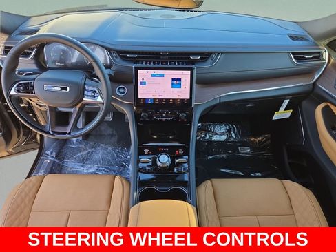 New 2025 Jeep Grand Cherokee L Summit w/ Obsidian Package AWD/4WD image 19