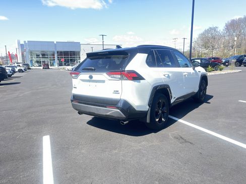Used 2021 Toyota RAV4 XSE image 3