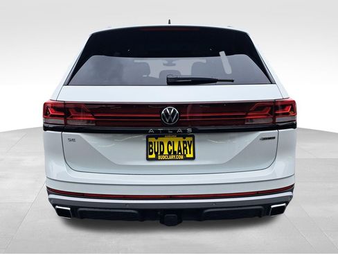 New 2026 Volkswagen Atlas Peak Edition AWD/4WD image 4