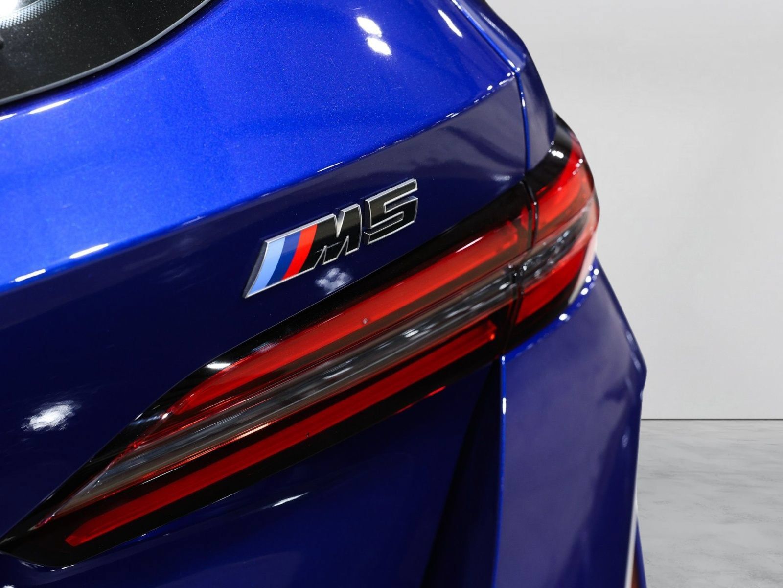 Used 2025 BMW M5 Touring AWD/4WD image 49