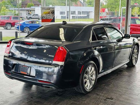 Used 2017 Chrysler 300 Limited w/ 300 Premium Group AWD/4WD image 5