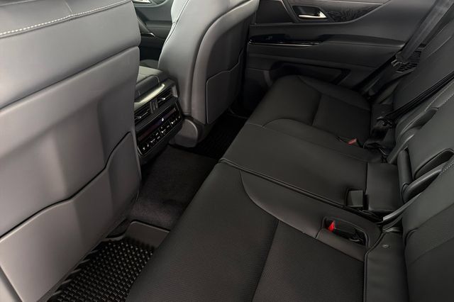 New 2026 Lexus LX 600 4WD w/ Appearance Package image 10