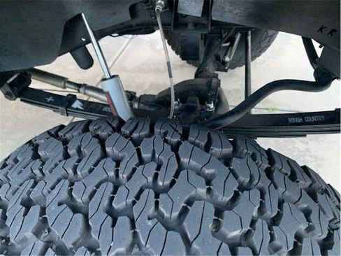 Used 1991 GMC Suburban 4WD image 12