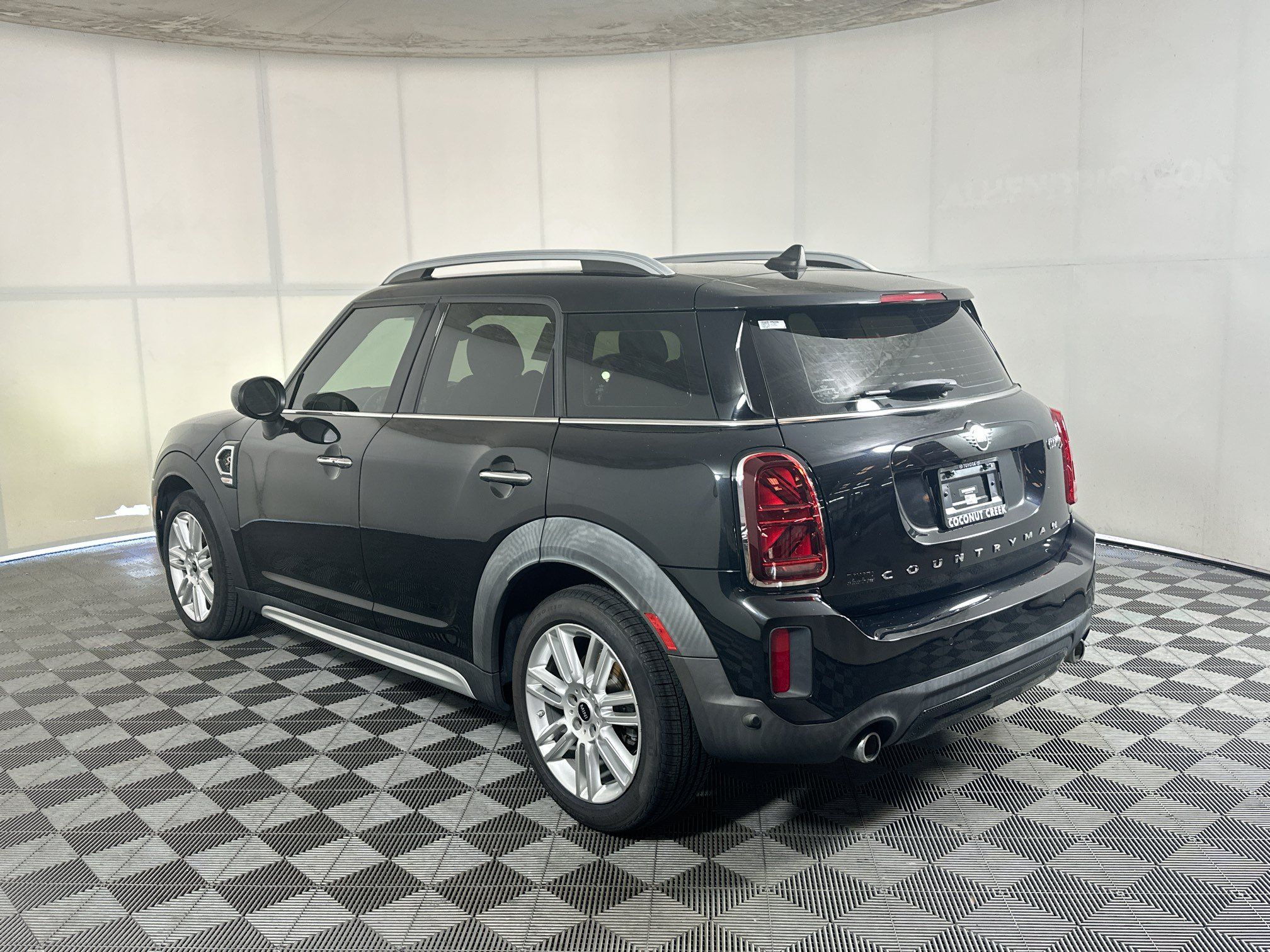 Used 2023 MINI Cooper Countryman S FWD image 5