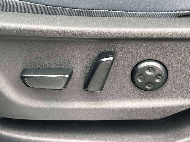 Used 2024 Nissan Ariya AWD image 20