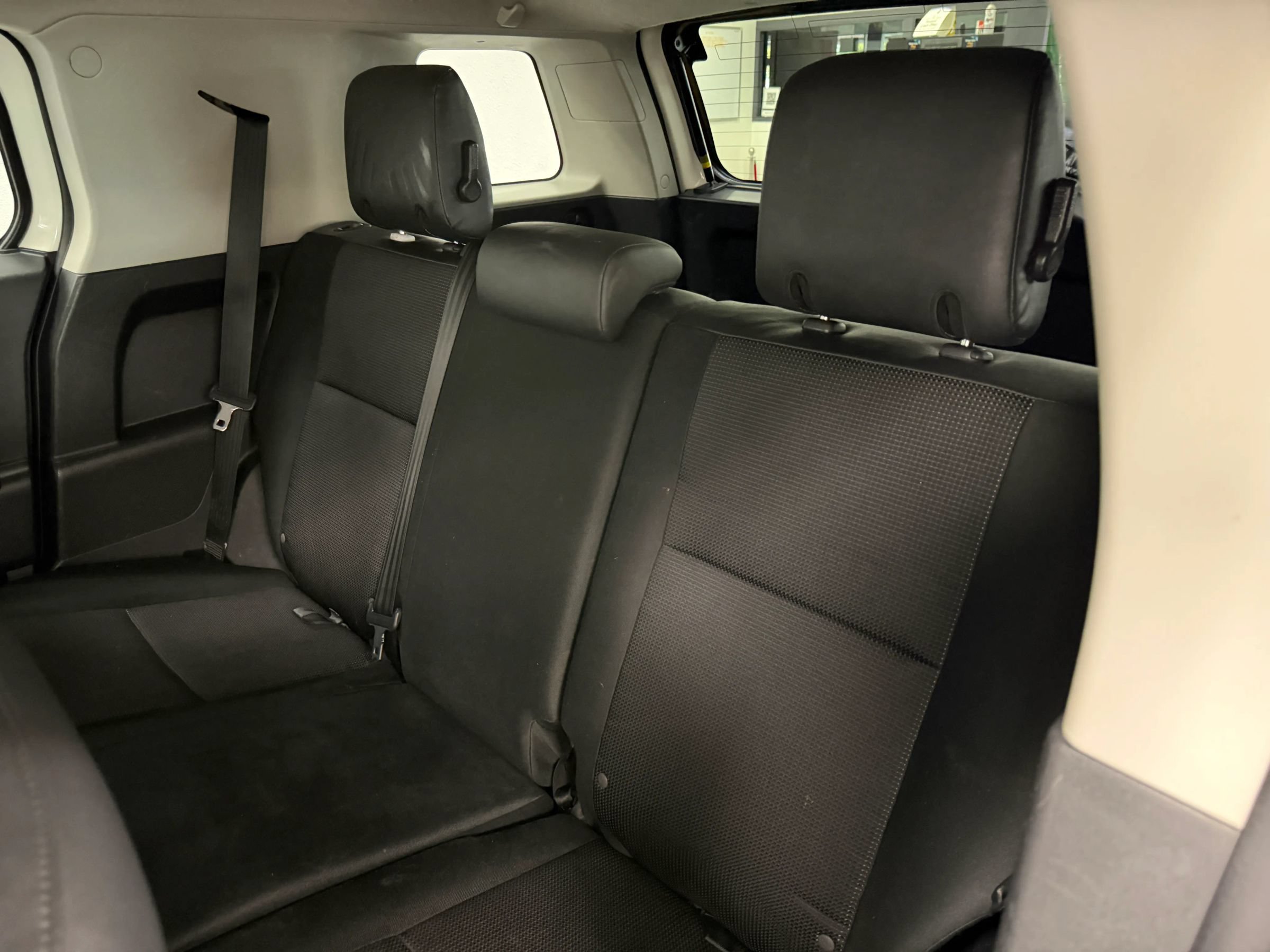 Used 2013 Toyota FJ Cruiser 4WD w/ Convenience Pkg image 17