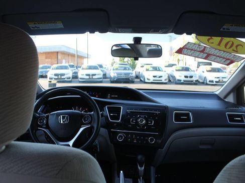 Used 2013 Honda Civic LX image 21