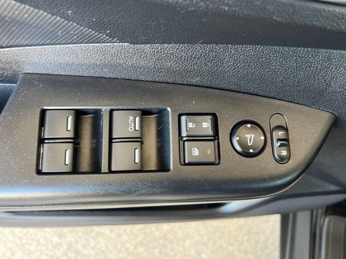 Used 2015 Honda CR-V LX image 46
