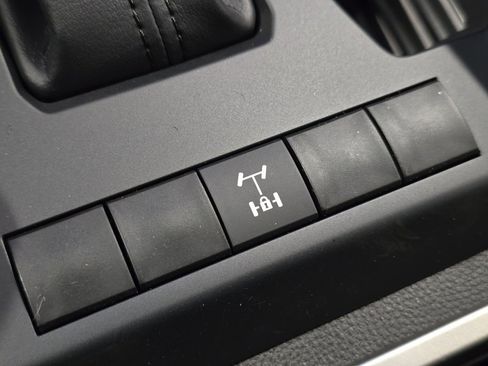 New 2025 Toyota Tacoma 4x4 Double Cab Hybrid image 8