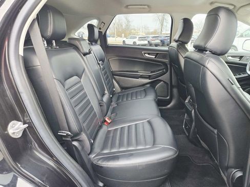 Used 2023 Ford Edge SEL image 14