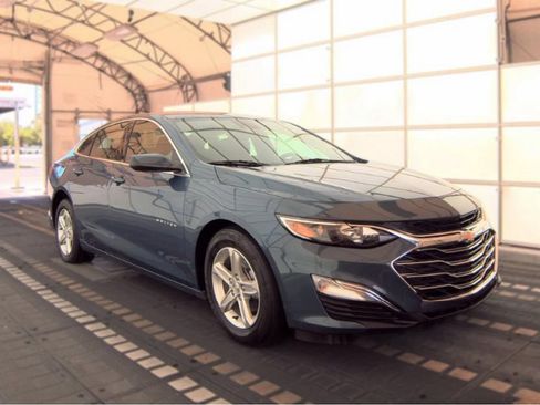 Used 2024 Chevrolet Malibu LS FWD image 4