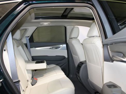 Certified 2025 Cadillac XT5 Premium Luxury w/ Technology Package AWD/4WD image 11