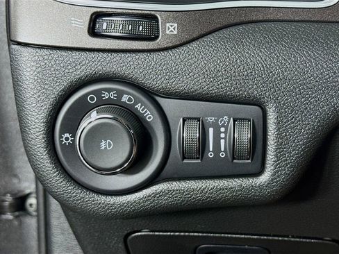 Used 2022 Jeep Cherokee Trailhawk w/ Sound & Nav Group image 14