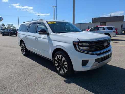 Certified 2026 Ford Expedition Max Platinum w/ Driver's Package image 4