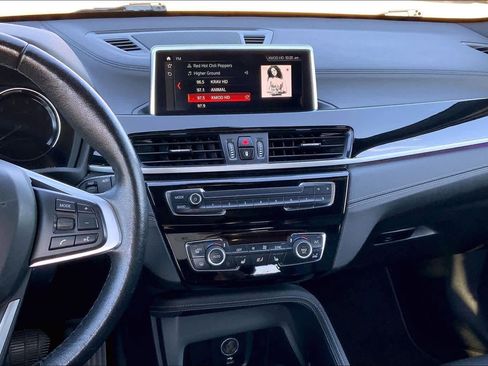 Used 2020 BMW X1 xDrive28i image 8