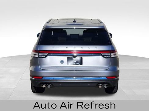 Certified 2021 Lincoln Aviator Reserve w/ Equipment Group 201A image 9