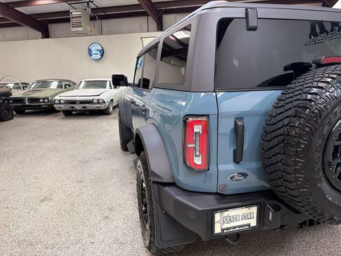 Used 2023 Ford Bronco Wildtrak AWD/4WD image 15