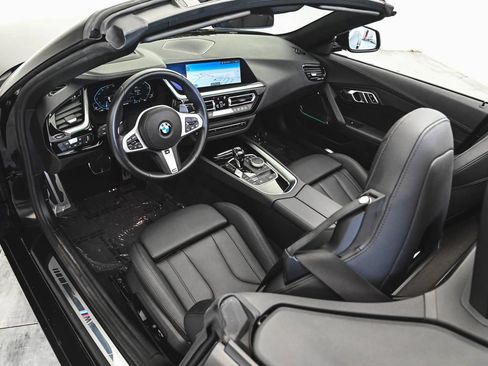 Used 2026 BMW Z4 sDrive30i RWD image 34