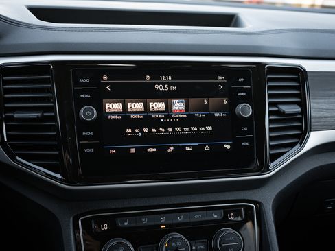 Used 2023 Volkswagen Atlas SE image 22