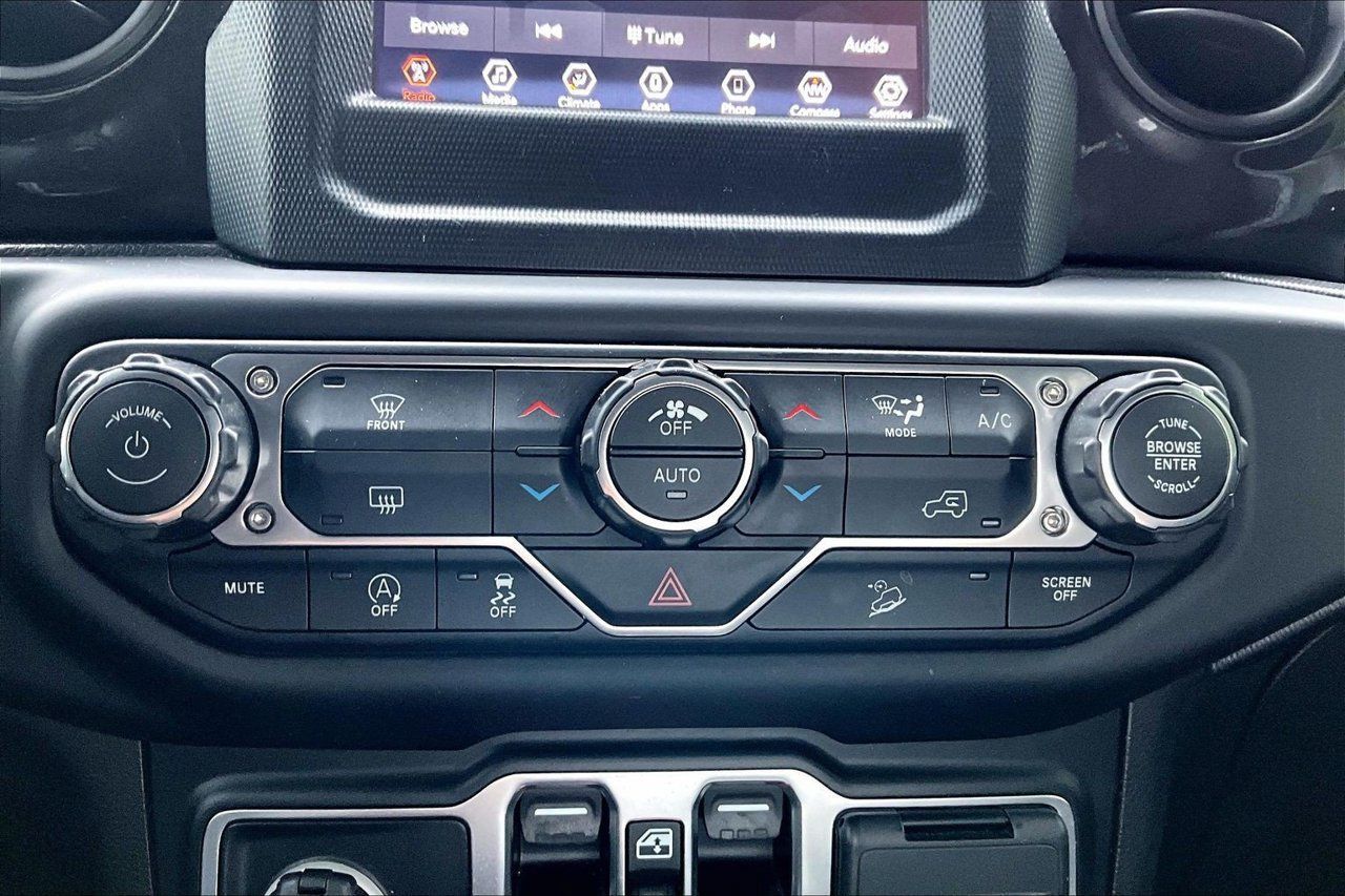 Certified 2019 Jeep Wrangler Unlimited Sport AWD/4WD image 16