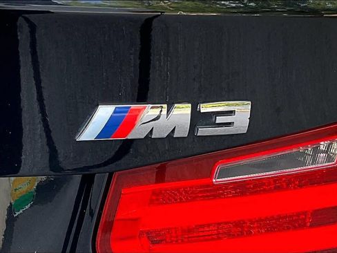 Used 2015 BMW M3 RWD image 10