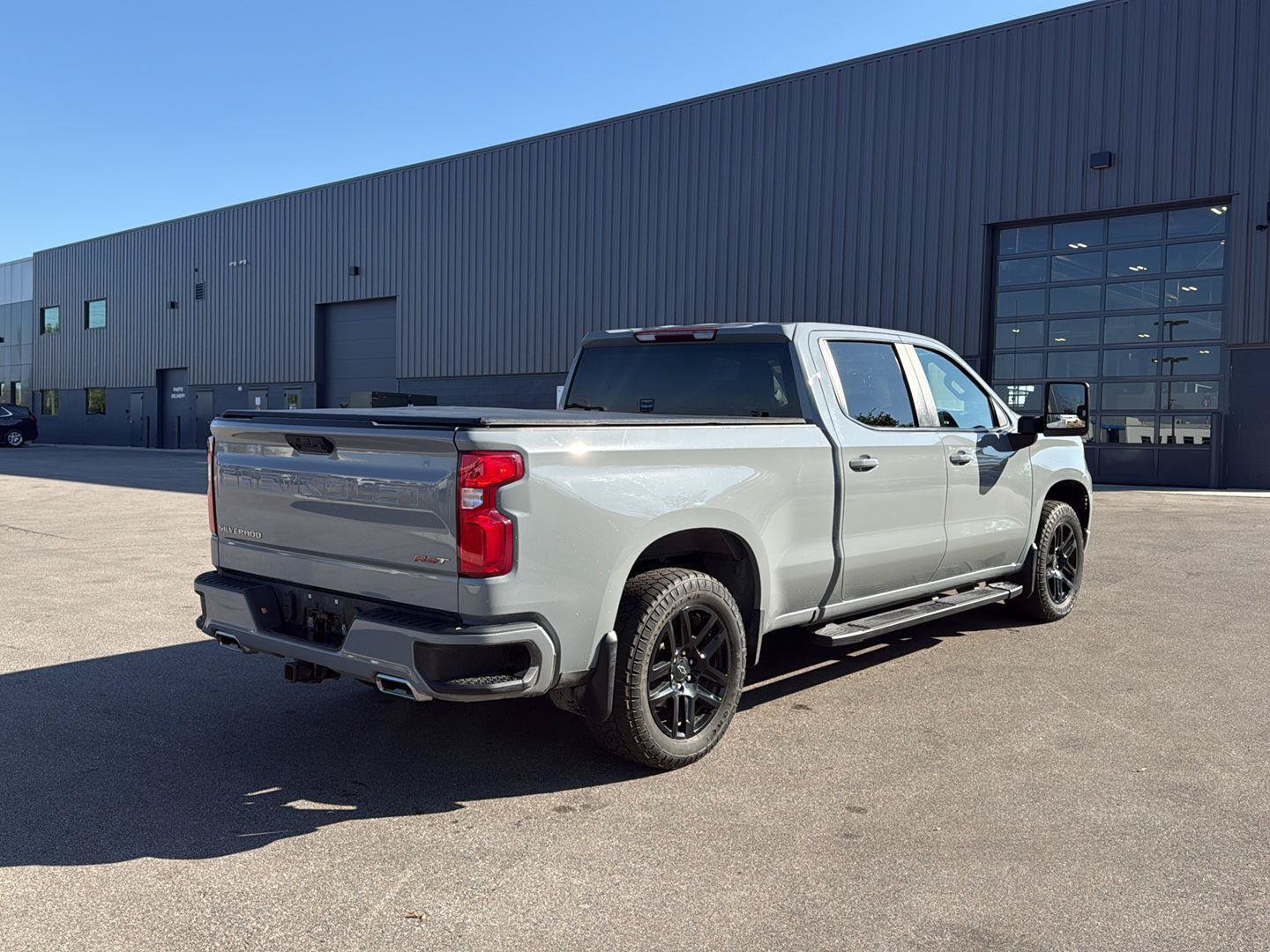 Used 2024 Chevrolet Silverado 1500 RST w/ Z71 Off-Road Package AWD/4WD image 3