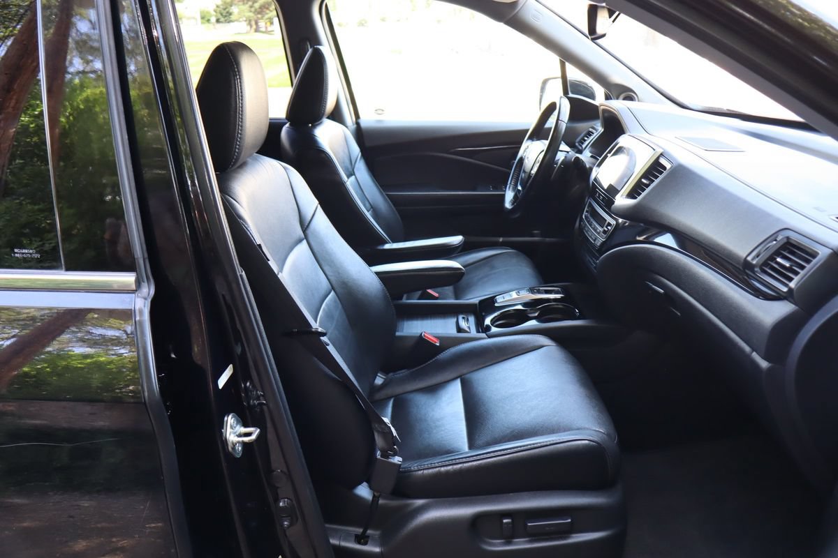 Used 2016 Honda Pilot Touring image 24