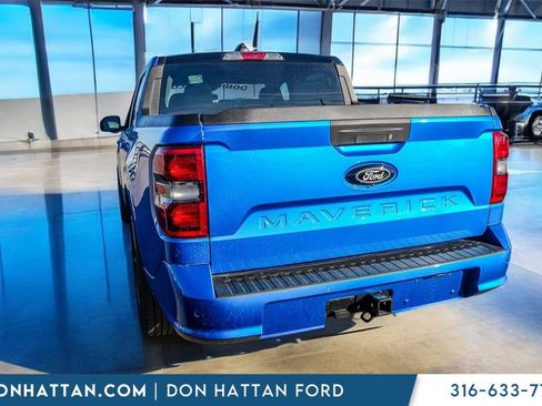 New 2025 Ford Maverick Lobo image 24
