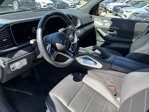Certified 2025 Mercedes-Benz GLE 450e 4MATIC w/ Driver Assistance Package image 14