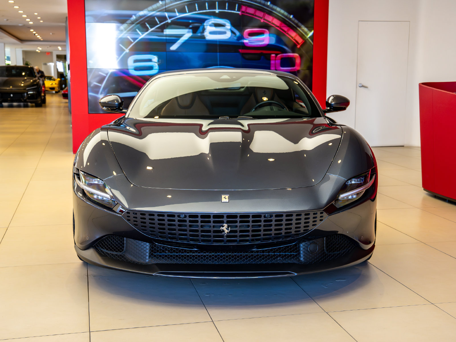 Used 2025 Ferrari Roma Spider RWD image 32