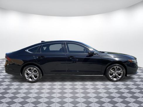 Used 2024 Honda Accord EX image 2