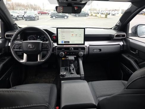 Used 2025 Toyota 4Runner TRD Off-Road Premium image 12