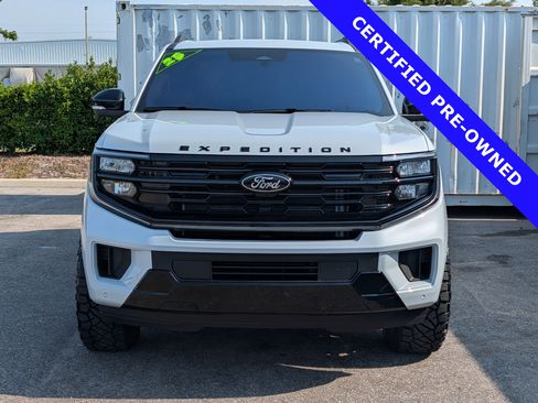 Certified 2025 Ford Expedition Max Platinum w/ Stealth Performance Package AWD/4WD image 8