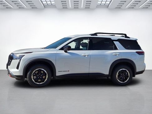 New 2026 Nissan Pathfinder Rock Creek w/ Rock Creek Premium Package AWD/4WD image 7