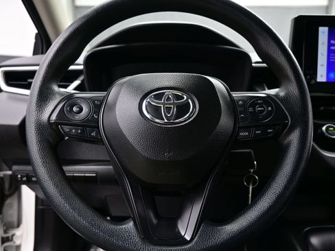 Used 2024 Toyota Corolla LE FWD image 20