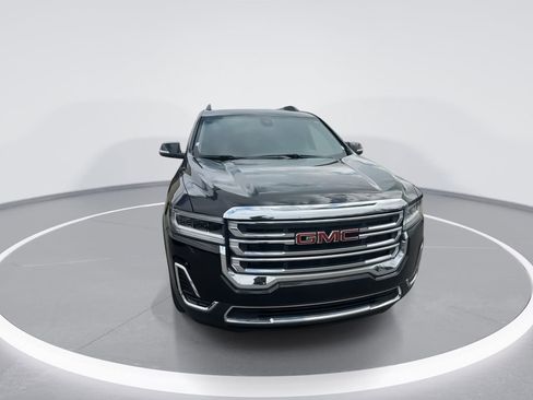 Used 2023 GMC Acadia SLE w/ Driver Convenience Package image 3