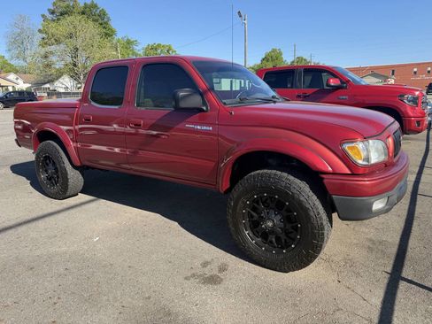 Used 2004 Toyota Tacoma PreRunner image 7