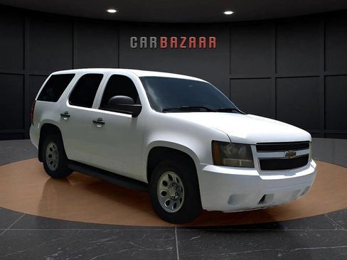 Used 2010 Chevrolet Tahoe LS w/ Interior Plus Package image 5