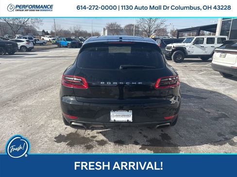 Used 2017 Porsche Macan Base image 5