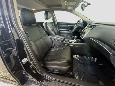 Used 2016 Nissan Altima 2.5 SL w/ Moonroof Package FWD image 29