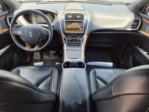 Used 2018 Lincoln MKX Select w/ Select Plus Package FWD image 18
