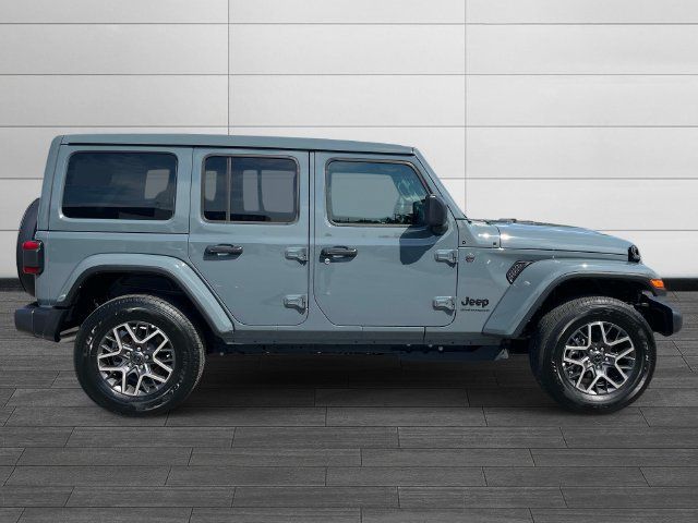 Certified 2026 Jeep Wrangler Unlimited Sahara AWD/4WD image 3