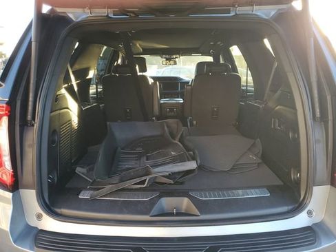 Used 2023 GMC Yukon Denali image 9