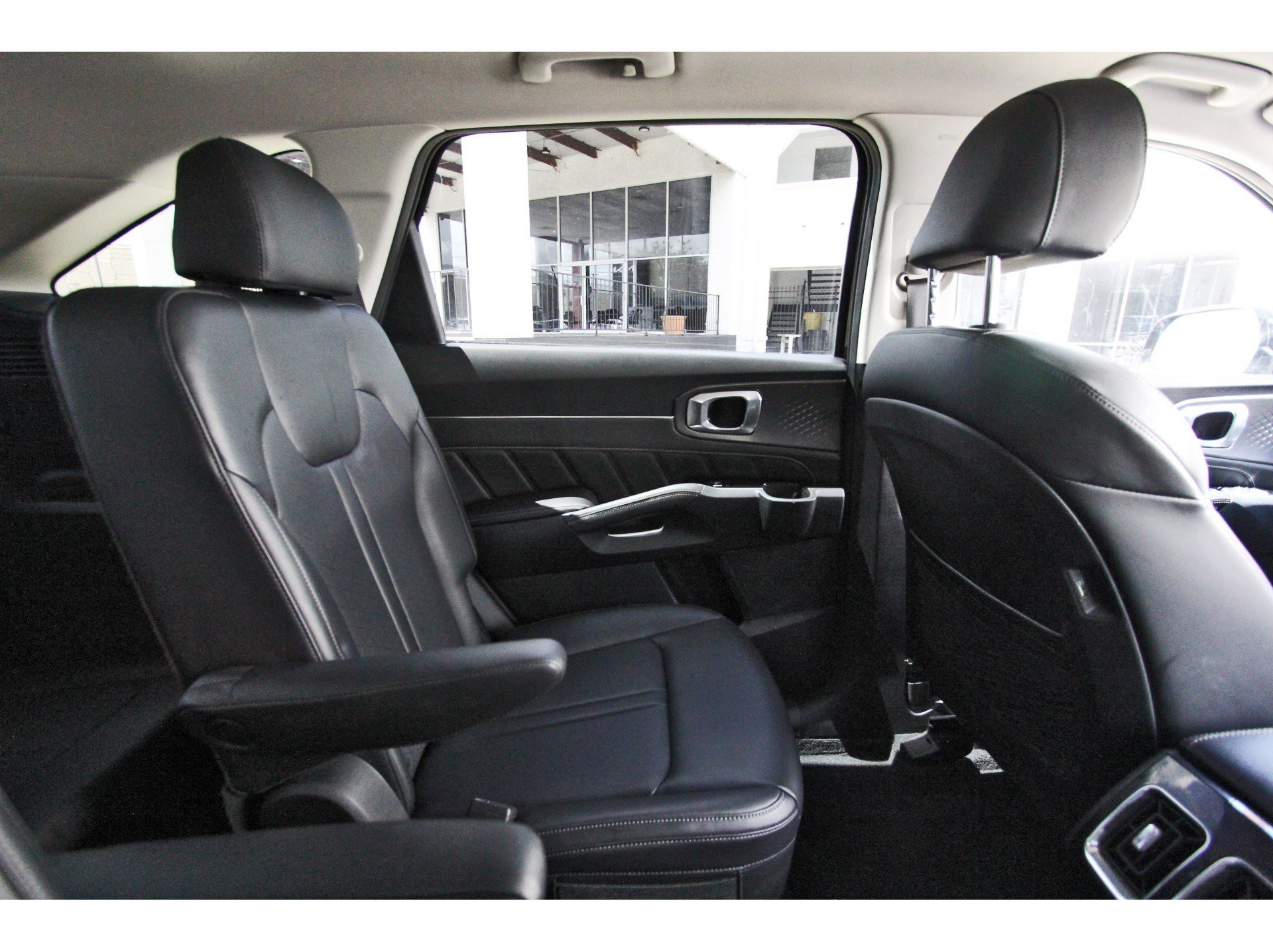 Certified 2023 Kia Sorento SX FWD image 13
