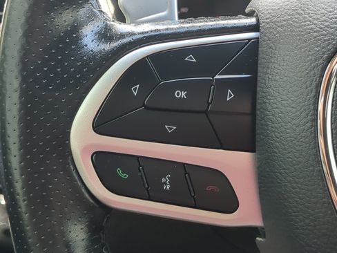 Used 2020 Jeep Grand Cherokee SRT AWD/4WD image 24
